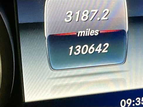 Used 2017 Mercedes-Benz C 300 4MATIC Sedan image 16