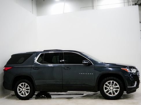 Used 2018 Chevrolet Traverse LT image 4