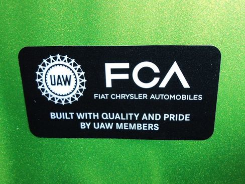 New 2025 Jeep Gladiator Sport image 33