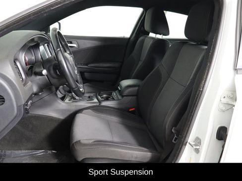 Used 2016 Dodge Charger SXT w/ Blacktop Package RWD image 7