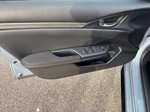 Certified 2017 Honda Civic Sport image 6