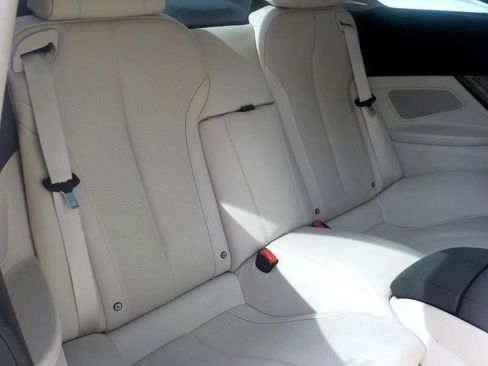 Used 2012 BMW 650i xDrive Coupe image 24