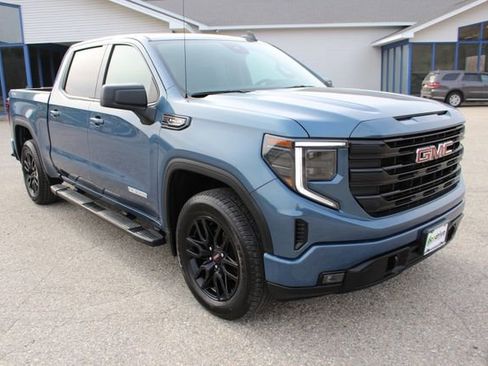 Used 2025 GMC Sierra 1500 Elevation image 54