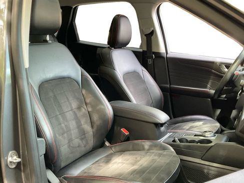 Used 2022 Ford Escape SEL w/ SEL Stealth AWD Package image 26