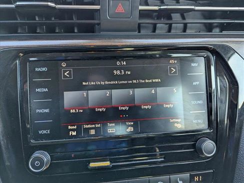 Used 2020 Volkswagen Passat 2.0T SEL image 17