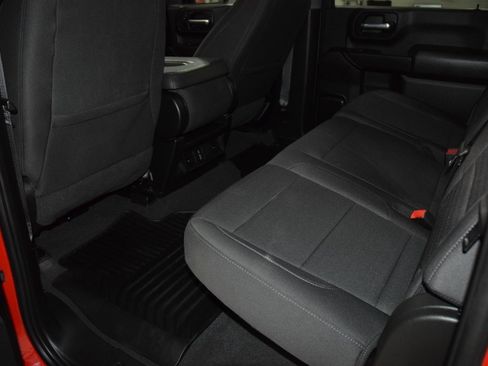 Used 2024 Chevrolet Silverado 2500 Custom w/ Custom Value Package image 45