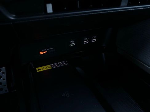 New 2026 Toyota Camry SE image 24