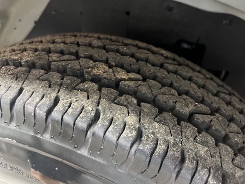 Used 2024 Chevrolet Express 2500 w/ Driver Convenience Package image 36