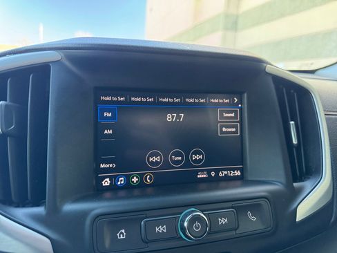 Used 2020 GMC Terrain SLE image 23