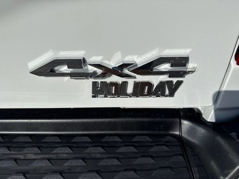 New 2026 RAM 3500 Laramie AWD/4WD image 16