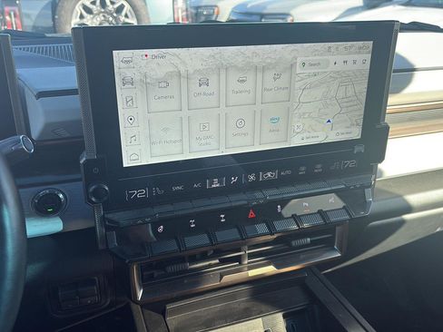 Used 2024 GMC Hummer EV 3X w/ Omega Edition AWD/4WD image 16