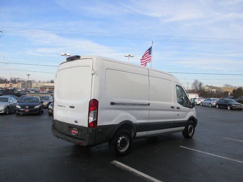 Used 2018 Ford Transit 250 148 Medium Roof RWD image 7