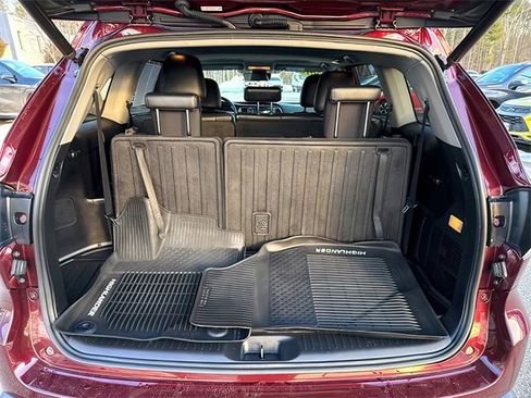Used 2018 Toyota Highlander XLE image 21