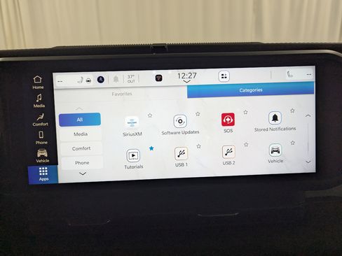 Used 2025 Jeep Wrangler Unlimited Sahara image 23