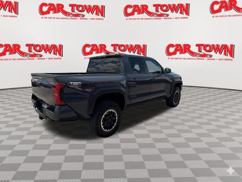 Used 2024 Toyota Tacoma TRD Off-Road AWD/4WD image 8
