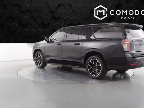 Used 2023 Chevrolet Suburban RST image 5