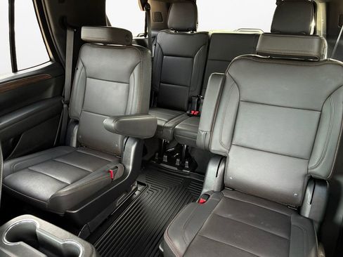 Used 2023 Chevrolet Tahoe High Country w/ Premium Package 2 AWD/4WD image 22