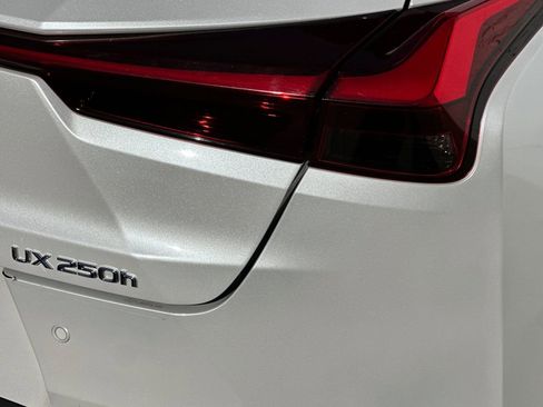 Used 2021 Lexus UX 250h 250h Base w/ Accessory Package (Z2) image 26