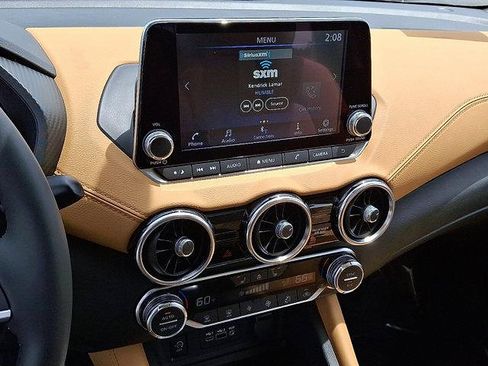 New 2025 Nissan Sentra SV w/ SV Premium Package image 9