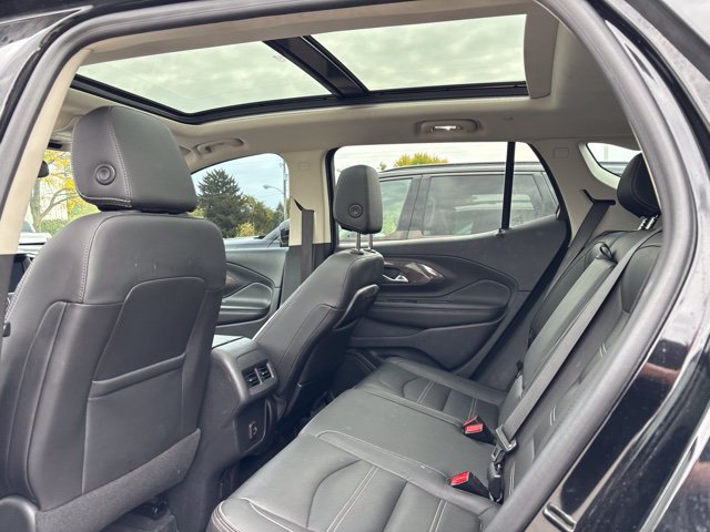 Used 2023 GMC Terrain Denali w/ LPO, Floor Liner Package AWD/4WD image 4