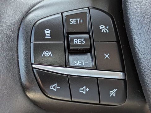 Used 2022 Ford Escape SE w/ SE Sport Appearance Package FWD image 24