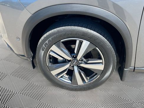 Used 2023 Nissan Rogue SL w/ SL Premium Package FWD image 32