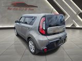 Used 2016 Kia Soul + image 6