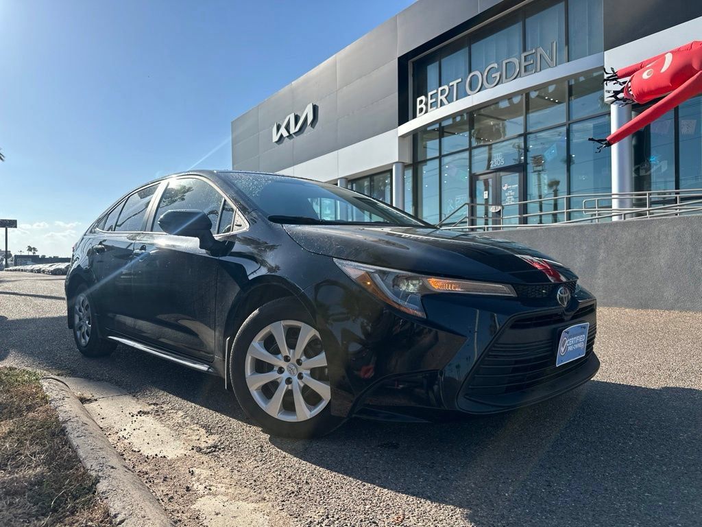 Used 2026 Toyota Corolla LE FWD image 1