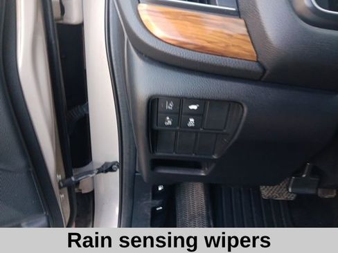 Used 2017 Honda CR-V Touring image 14