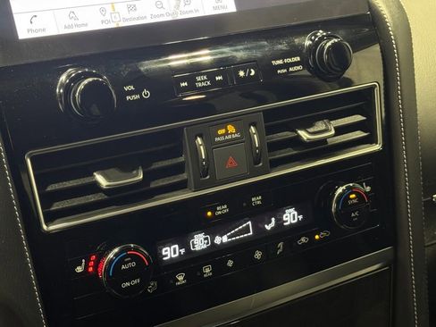 Used 2024 INFINITI QX80 Luxe image 13