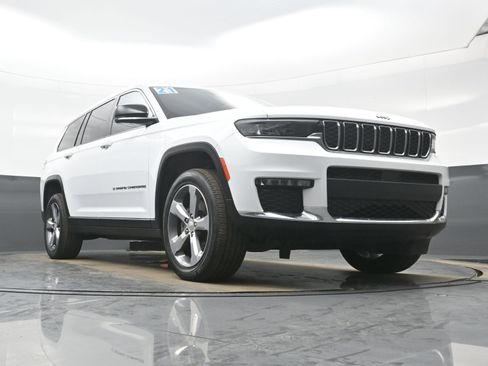 Used 2021 Jeep Grand Cherokee L Limited image 32