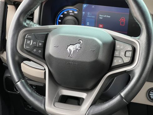 Used 2023 Ford Bronco Wildtrak AWD/4WD image 50
