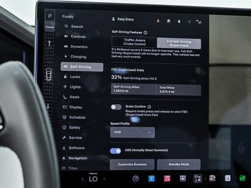 Used 2026 Tesla Model S Plaid AWD/4WD image 29