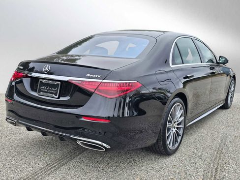 New 2025 Mercedes-Benz S 580 4MATIC Sedan image 7