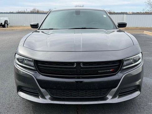 Used 2020 Dodge Charger SXT w/ Plus Group image 2