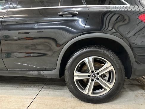 Used 2019 Mercedes-Benz GLC 300 4MATIC image 8