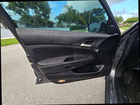 Used 2012 Honda Accord SE image 21