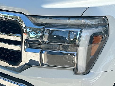 Used 2024 Ford F150 Lariat w/ FX4 Off-Road Package image 37