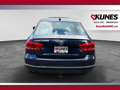 Used 2015 Volkswagen Passat TDI SEL Premium FWD image 9