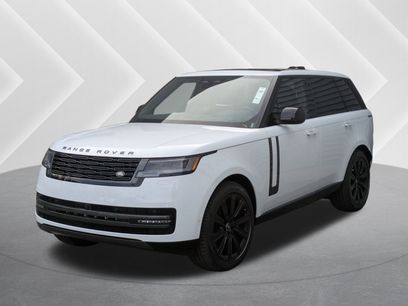 New 2025 Land Rover Range Rover SE