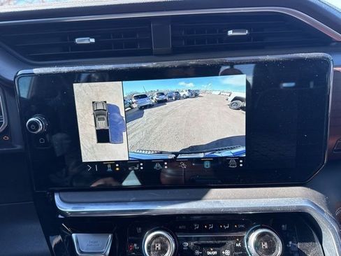 Used 2022 GMC Sierra 1500 Denali Ultimate image 13