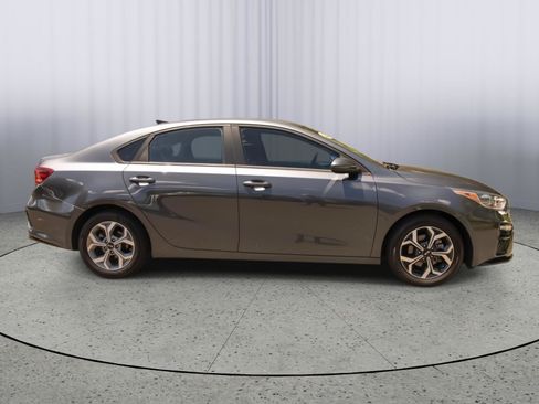 Used 2020 Kia Forte LXS FWD image 20
