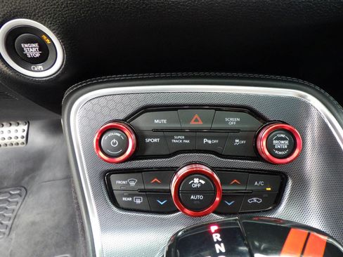 Used 2017 Dodge Challenger T/A image 21