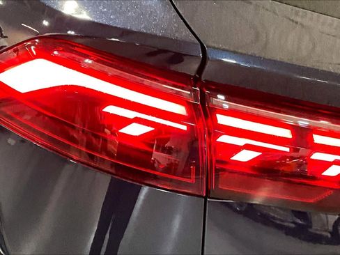 New 2026 Audi Q8 Prestige image 14