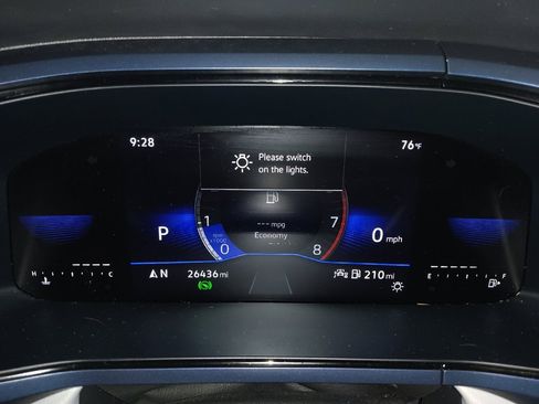 Used 2023 Volkswagen Taos SE w/ Black Wheel Package FWD image 23