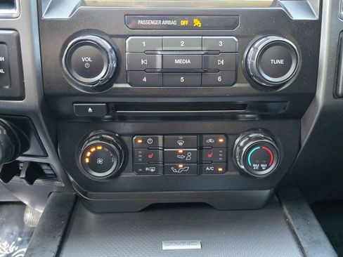 Used 2016 Ford F150 XLT w/ Equipment Group 302A Luxury image 16