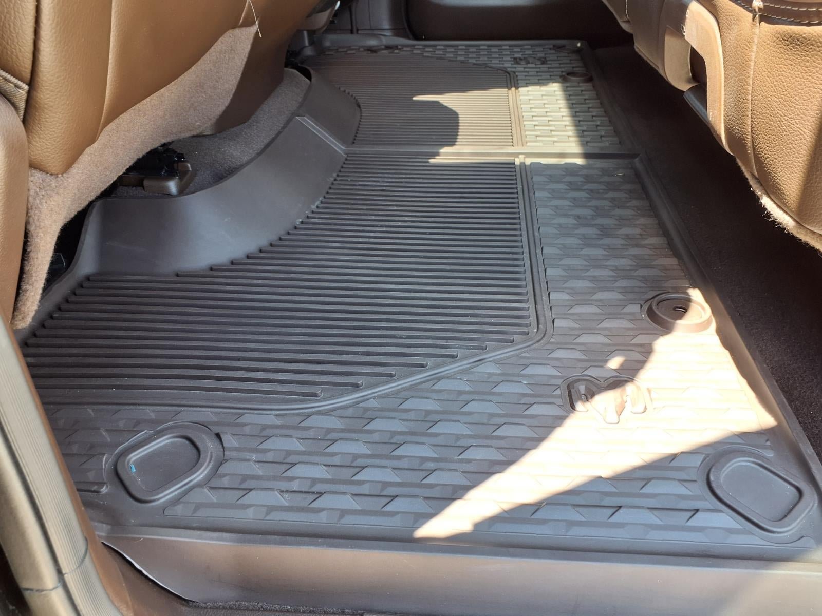 Used 2025 RAM 1500 Laramie AWD/4WD image 30
