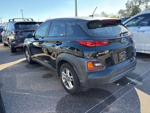 Used 2021 Hyundai Kona SE image 2