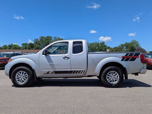 Used 2017 Nissan Frontier SV AWD/4WD image 8