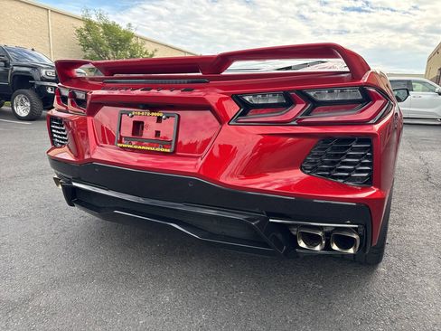Used 2021 Chevrolet Corvette Stingray Premium Cpe w/ Z51 Performance Package RWD image 18